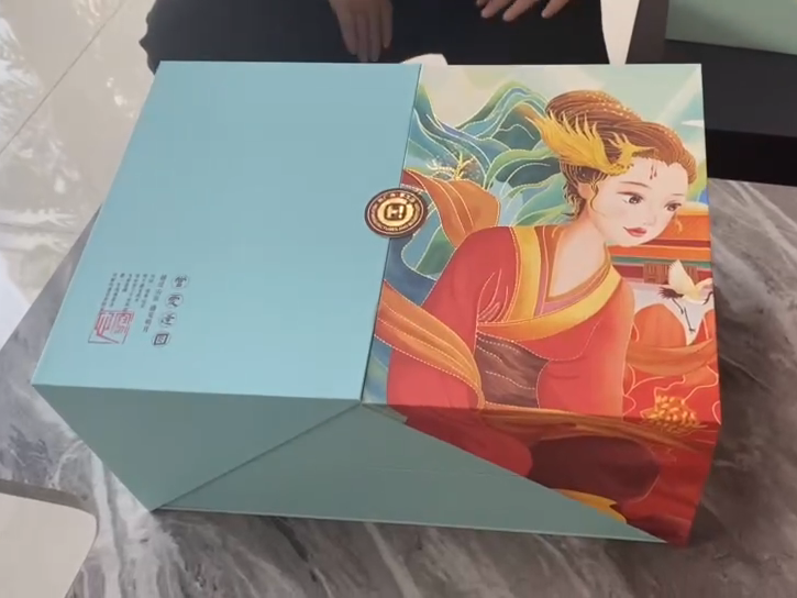 有哪些實用走心又高級的新年禮盒？